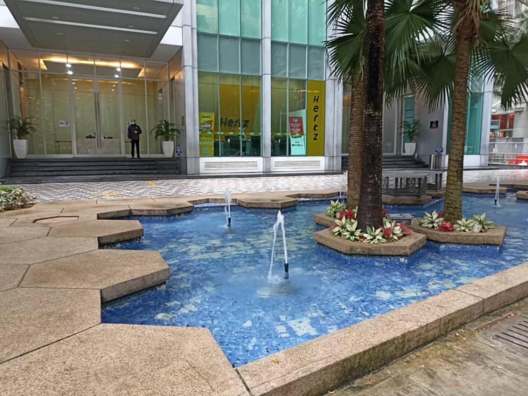 Soho Suites Klcc Kuala Lumpur Exterior photo
